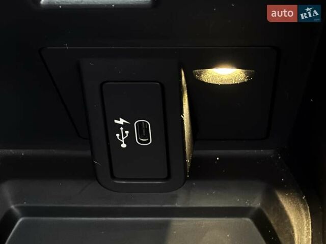 Черный БМВ Х4, объемом двигателя 3 л и пробегом 27 тыс. км за 42500 $, фото 39 на Automoto.ua