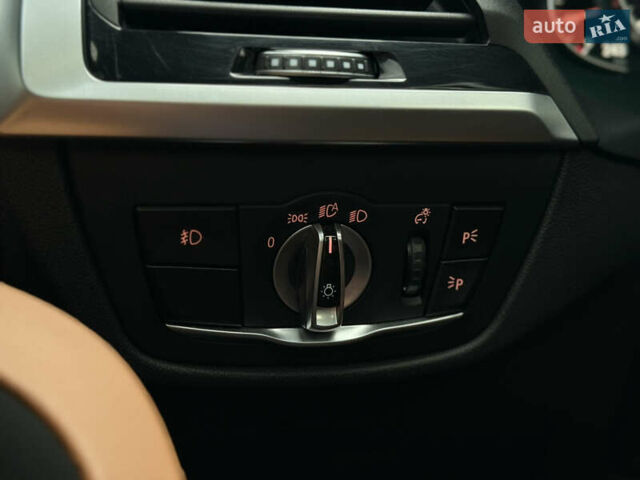 Чорний БМВ Х4, об'ємом двигуна 3 л та пробігом 79 тис. км за 52000 $, фото 39 на Automoto.ua