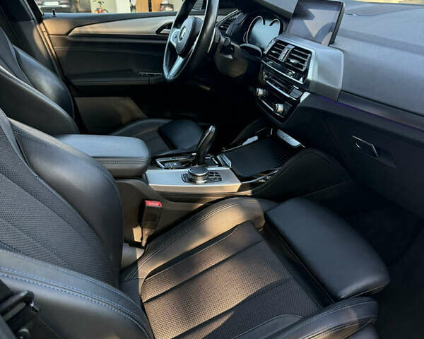 Черный БМВ Х4, объемом двигателя 2 л и пробегом 259 тыс. км за 34900 $, фото 15 на Automoto.ua