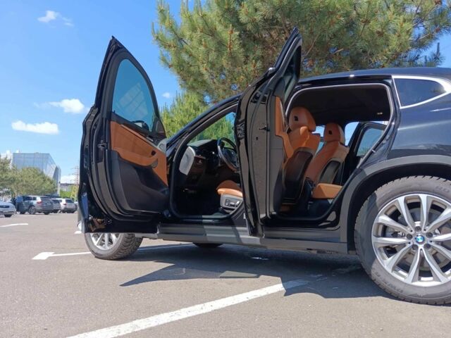 Черный БМВ Х4, объемом двигателя 2 л и пробегом 95 тыс. км за 34500 $, фото 6 на Automoto.ua