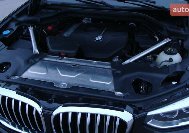 Чорний БМВ Х4, об'ємом двигуна 2 л та пробігом 96 тис. км за 40000 $, фото 28 на Automoto.ua
