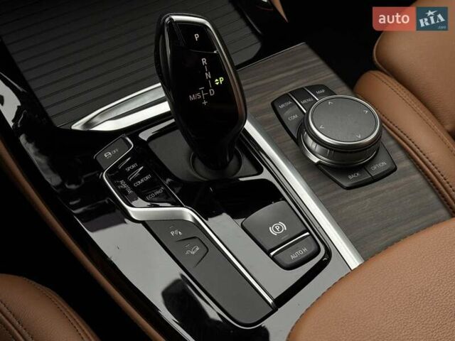 Черный БМВ Х4, объемом двигателя 3 л и пробегом 27 тыс. км за 42500 $, фото 37 на Automoto.ua