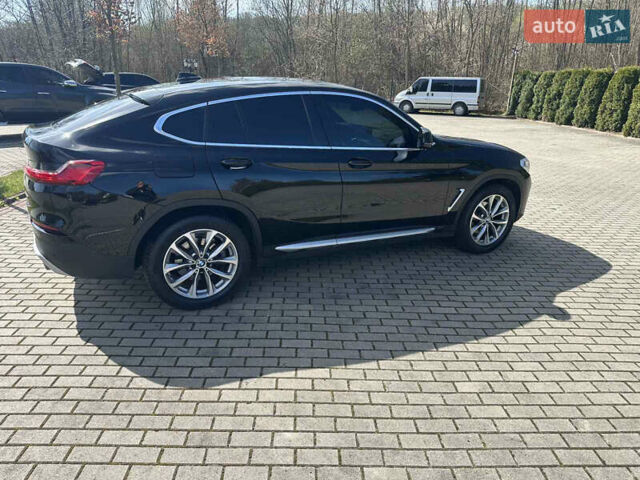 Чорний БМВ Х4, об'ємом двигуна 2 л та пробігом 95 тис. км за 37300 $, фото 7 на Automoto.ua