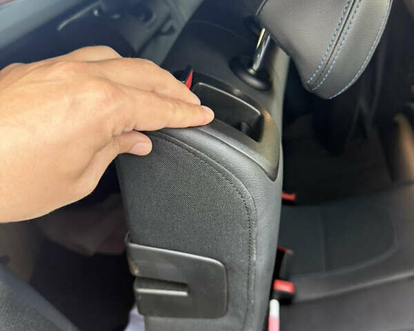 Черный БМВ Х4, объемом двигателя 2 л и пробегом 259 тыс. км за 34900 $, фото 43 на Automoto.ua