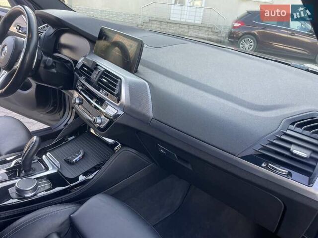 БМВ Х4 2021 в Черновцах на Automoto.ua Черный БМВ Х4, объемом двигателя 3 л и пробегом 114 тыс. км за 55500 $, фото 30 на Automoto.ua