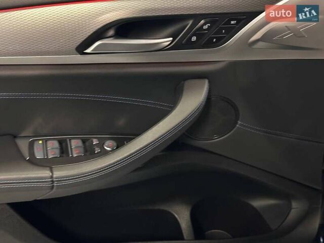 Черный БМВ Х4, объемом двигателя 2 л и пробегом 54 тыс. км за 54900 $, фото 16 на Automoto.ua