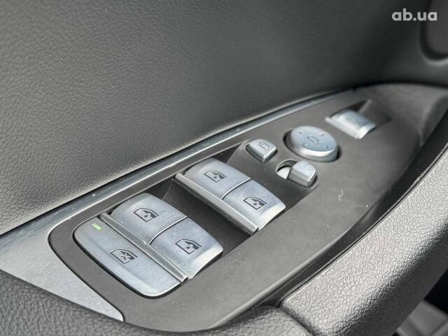 Чорний БМВ Х4, об'ємом двигуна 2 л та пробігом 54 тис. км за 48290 $, фото 30 на Automoto.ua