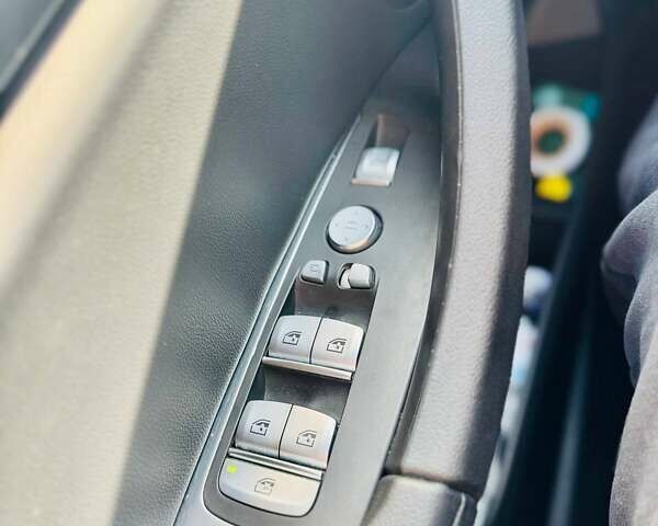 Черный БМВ Х4, объемом двигателя 2 л и пробегом 61 тыс. км за 47000 $, фото 34 на Automoto.ua