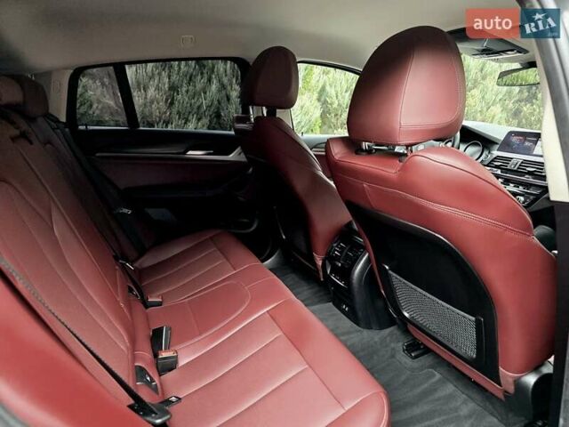 Черный БМВ Х4, объемом двигателя 2 л и пробегом 89 тыс. км за 42900 $, фото 25 на Automoto.ua