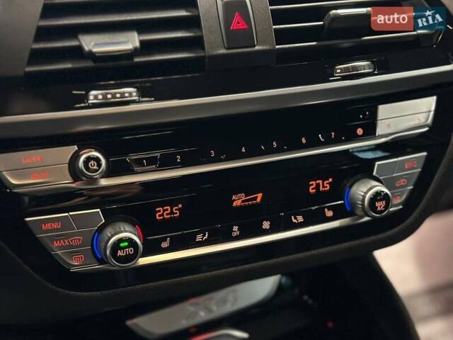 Черный БМВ Х4, объемом двигателя 2 л и пробегом 54 тыс. км за 54900 $, фото 28 на Automoto.ua