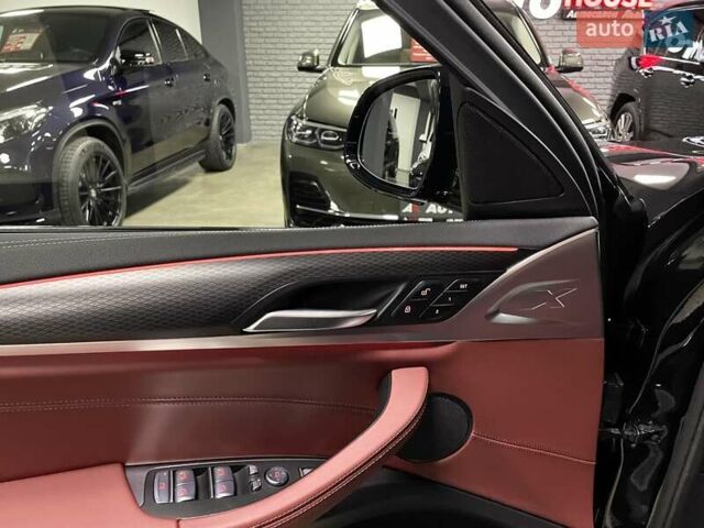 Черный БМВ Х4, объемом двигателя 2 л и пробегом 13 тыс. км за 67700 $, фото 28 на Automoto.ua