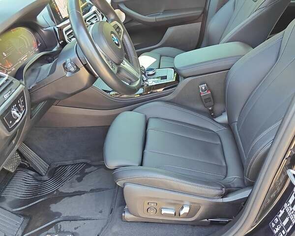Черный БМВ Х4, объемом двигателя 2 л и пробегом 5 тыс. км за 62900 $, фото 3 на Automoto.ua