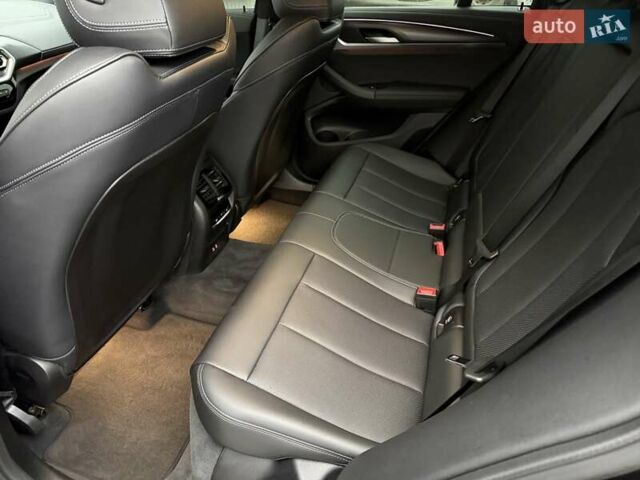 Чорний БМВ Х4, об'ємом двигуна 2 л та пробігом 29 тис. км за 52000 $, фото 9 на Automoto.ua