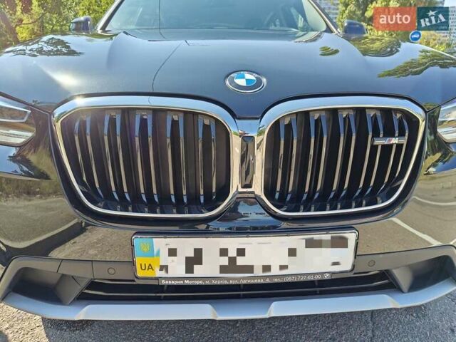 Черный БМВ Х4, объемом двигателя 2 л и пробегом 5 тыс. км за 62900 $, фото 1 на Automoto.ua
