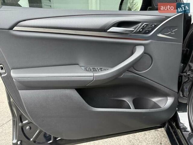 Чорний БМВ Х4, об'ємом двигуна 2 л та пробігом 29 тис. км за 52000 $, фото 7 на Automoto.ua