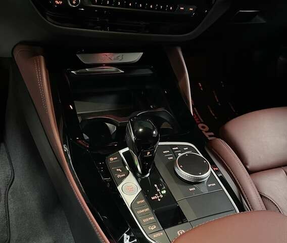 Черный БМВ Х4, объемом двигателя 2 л и пробегом 13 тыс. км за 67700 $, фото 74 на Automoto.ua