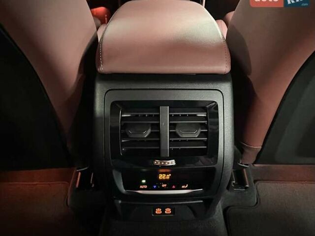 Черный БМВ Х4, объемом двигателя 2 л и пробегом 13 тыс. км за 67700 $, фото 38 на Automoto.ua