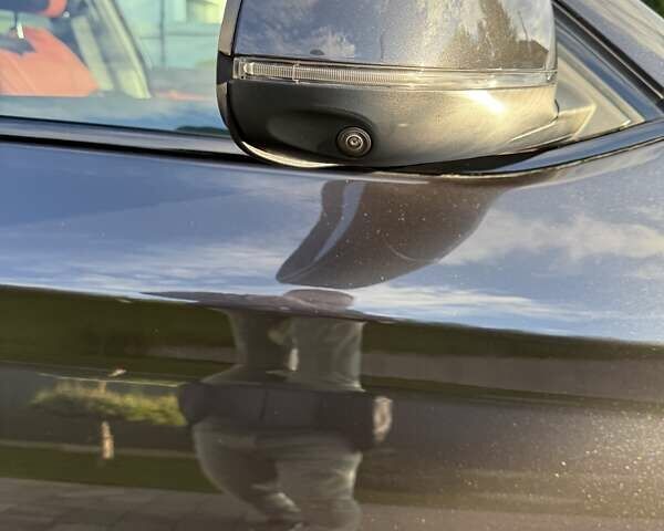 Чорний БМВ Х4, об'ємом двигуна 2 л та пробігом 19 тис. км за 50650 $, фото 6 на Automoto.ua