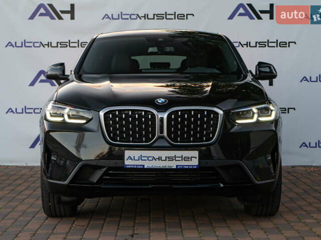 Черный БМВ Х4, объемом двигателя 2 л и пробегом 12 тыс. км за 53000 $, фото 1 на Automoto.ua