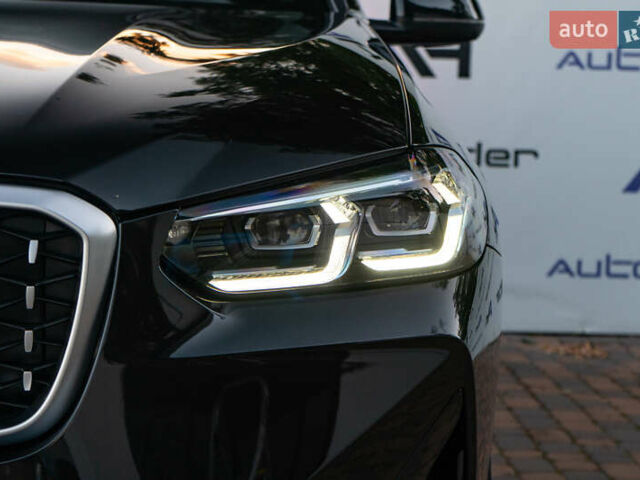 Черный БМВ Х4, объемом двигателя 2 л и пробегом 12 тыс. км за 53000 $, фото 4 на Automoto.ua