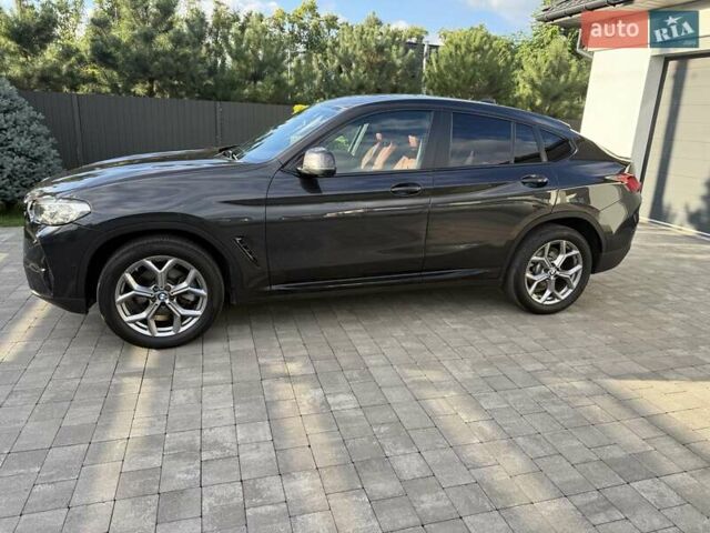 Чорний БМВ Х4, об'ємом двигуна 2 л та пробігом 19 тис. км за 50650 $, фото 3 на Automoto.ua