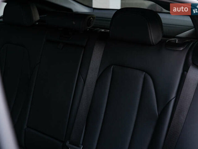 Черный БМВ Х4, объемом двигателя 2 л и пробегом 12 тыс. км за 53000 $, фото 26 на Automoto.ua