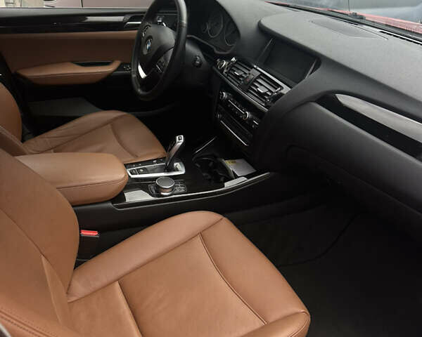 Красный БМВ Х4, объемом двигателя 2 л и пробегом 111 тыс. км за 29000 $, фото 13 на Automoto.ua