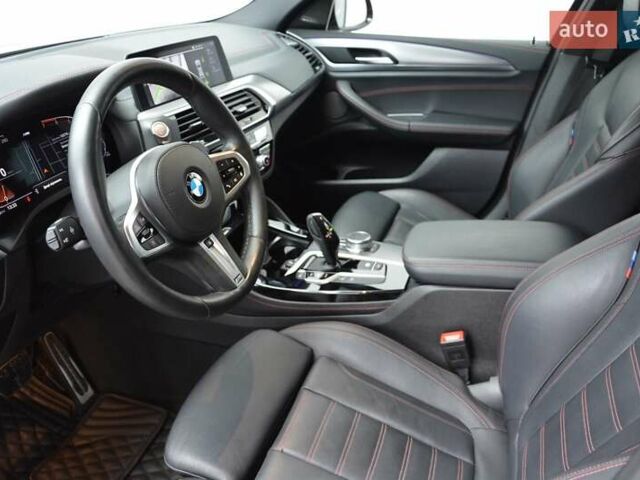 Красный БМВ Х4, объемом двигателя 2 л и пробегом 103 тыс. км за 38500 $, фото 4 на Automoto.ua