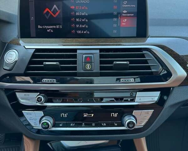 Красный БМВ Х4, объемом двигателя 2 л и пробегом 71 тыс. км за 38500 $, фото 13 на Automoto.ua