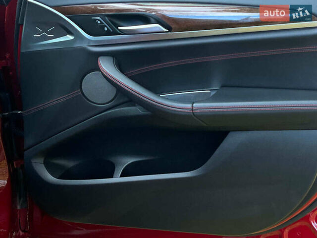 Красный БМВ Х4, объемом двигателя 3 л и пробегом 84 тыс. км за 43940 $, фото 13 на Automoto.ua