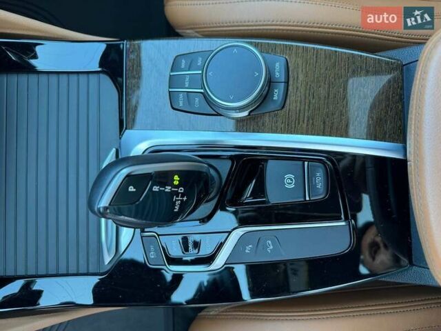 Красный БМВ Х4, объемом двигателя 2 л и пробегом 71 тыс. км за 38500 $, фото 15 на Automoto.ua