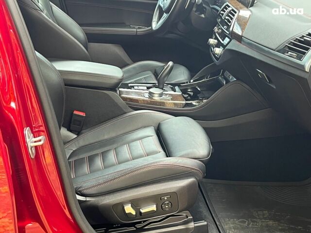 БМВ Х4 2020 в Киеве на Automoto.ua Красный БМВ Х4, объемом двигателя 3 л и пробегом 84 тыс. км за 43940 $, фото 15 на Automoto.ua