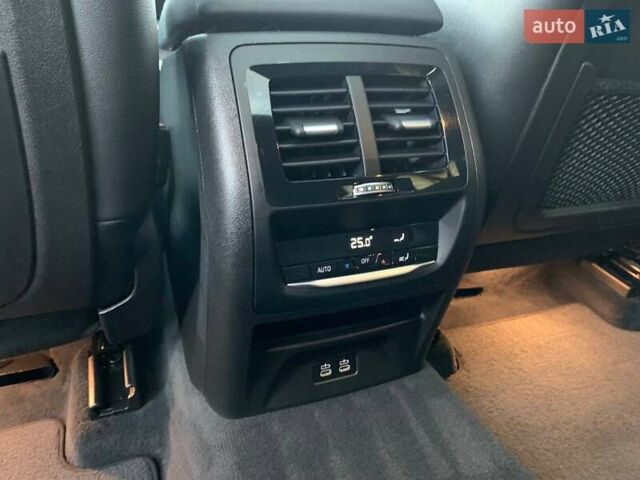 Красный БМВ Х4, объемом двигателя 3 л и пробегом 72 тыс. км за 42700 $, фото 52 на Automoto.ua