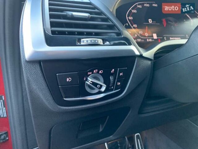 Красный БМВ Х4, объемом двигателя 3 л и пробегом 72 тыс. км за 42700 $, фото 36 на Automoto.ua