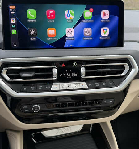 Красный БМВ Х4, объемом двигателя 2 л и пробегом 78 тыс. км за 49300 $, фото 1 на Automoto.ua