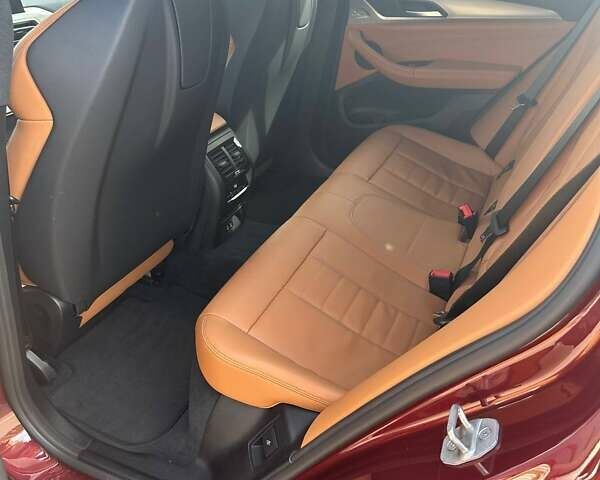 БМВ Х4 2022 в Николаеве на Automoto.ua Красный БМВ Х4, объемом двигателя 2.99 л и пробегом 13 тыс. км за 70500 $, фото 4 на Automoto.ua