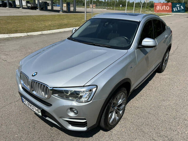 Серый БМВ Х4, объемом двигателя 2 л и пробегом 150 тыс. км за 25500 $, фото 10 на Automoto.ua