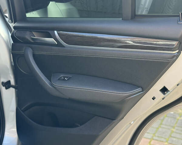 Сірий БМВ Х4, об'ємом двигуна 2 л та пробігом 105 тис. км за 24999 $, фото 79 на Automoto.ua