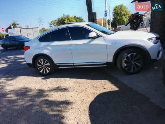 Серый БМВ Х4, объемом двигателя 2 л и пробегом 126 тыс. км за 16500 $, фото 4 на Automoto.ua