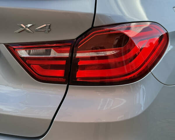 Сірий БМВ Х4, об'ємом двигуна 2 л та пробігом 105 тис. км за 24999 $, фото 33 на Automoto.ua