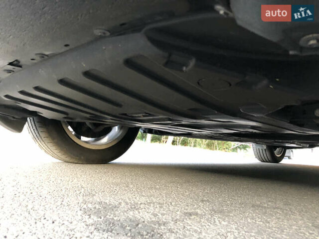 Серый БМВ Х4, объемом двигателя 2 л и пробегом 214 тыс. км за 25500 $, фото 17 на Automoto.ua