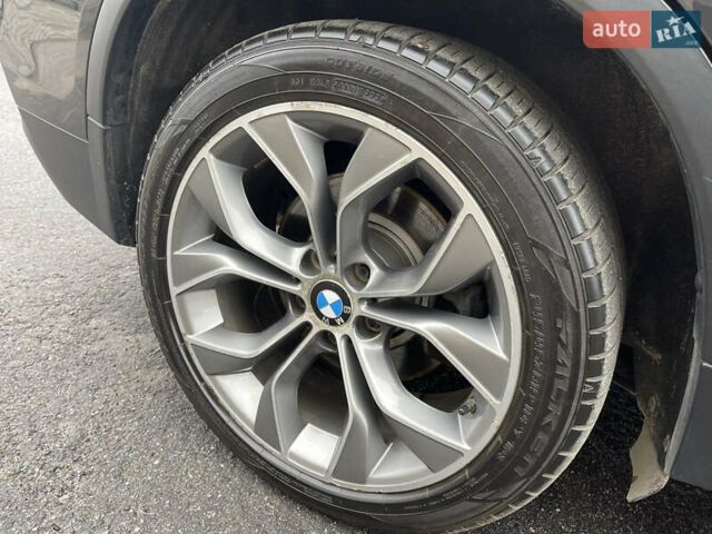 Сірий БМВ Х4, об'ємом двигуна 2 л та пробігом 250 тис. км за 15700 $, фото 54 на Automoto.ua
