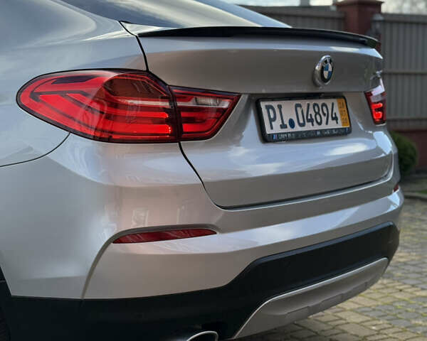 Сірий БМВ Х4, об'ємом двигуна 2 л та пробігом 105 тис. км за 24999 $, фото 39 на Automoto.ua