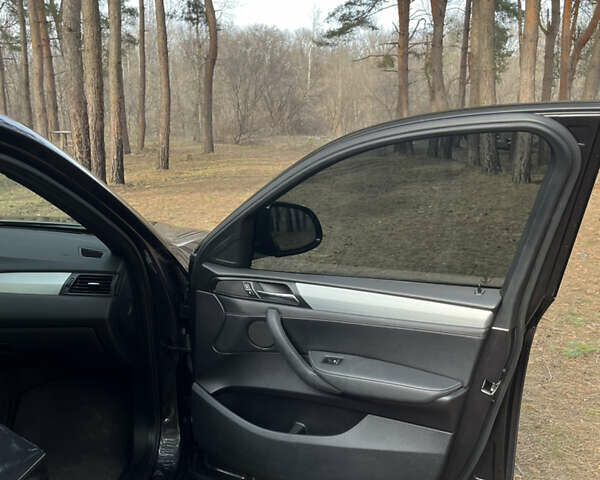Серый БМВ Х4, объемом двигателя 2 л и пробегом 136 тыс. км за 19200 $, фото 12 на Automoto.ua