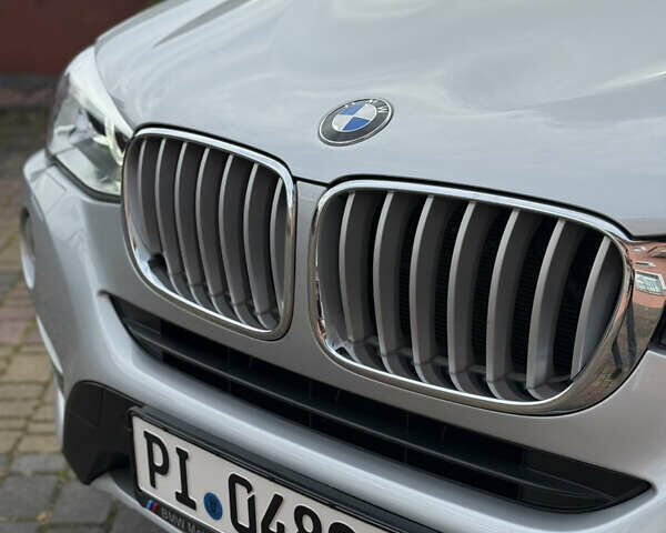 Сірий БМВ Х4, об'ємом двигуна 2 л та пробігом 105 тис. км за 24999 $, фото 15 на Automoto.ua
