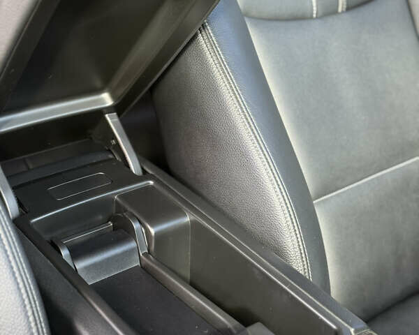 Сірий БМВ Х4, об'ємом двигуна 2 л та пробігом 105 тис. км за 24999 $, фото 76 на Automoto.ua