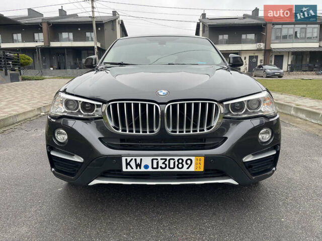 Сірий БМВ Х4, об'ємом двигуна 2 л та пробігом 250 тис. км за 15700 $, фото 2 на Automoto.ua