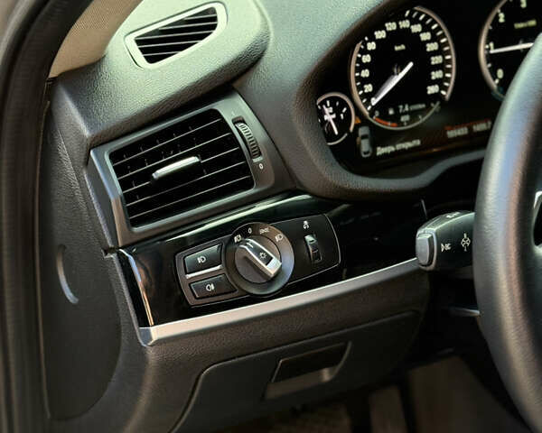 Сірий БМВ Х4, об'ємом двигуна 2 л та пробігом 105 тис. км за 24999 $, фото 56 на Automoto.ua