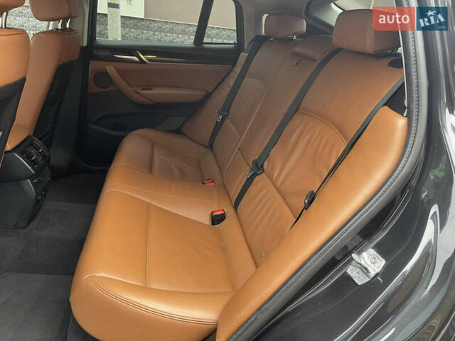 Сірий БМВ Х4, об'ємом двигуна 2 л та пробігом 250 тис. км за 15700 $, фото 28 на Automoto.ua