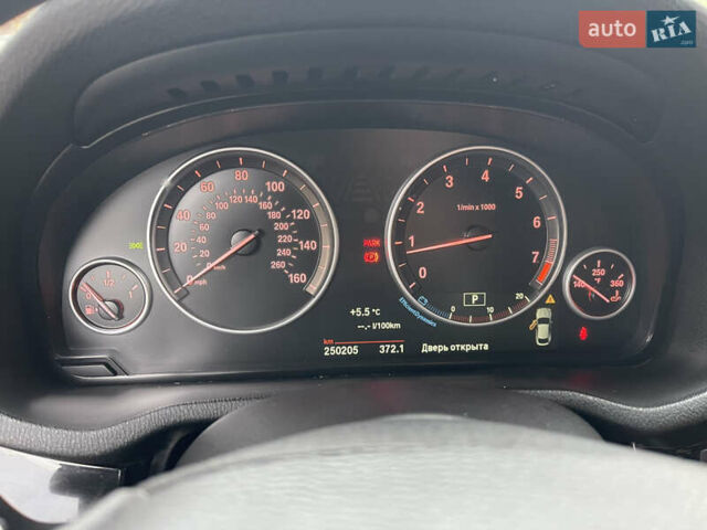 Сірий БМВ Х4, об'ємом двигуна 2 л та пробігом 250 тис. км за 15700 $, фото 55 на Automoto.ua